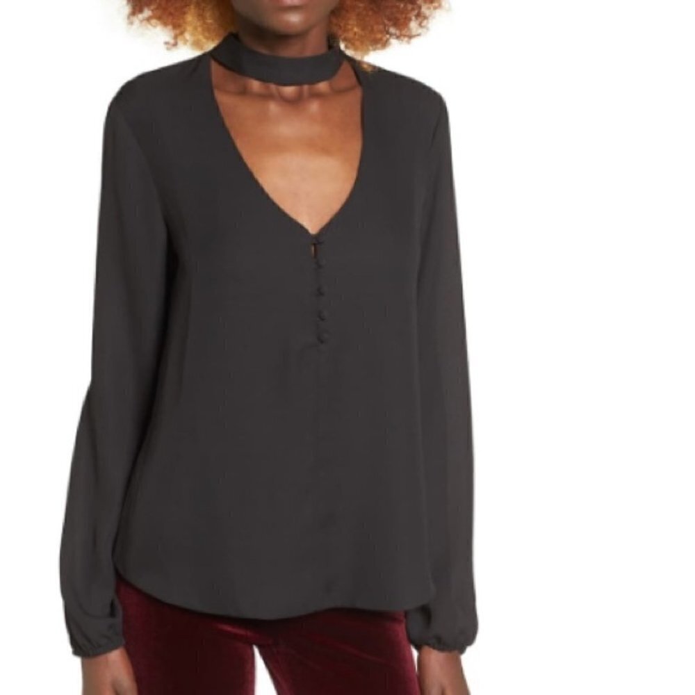 WAYF Choker Cut Out Keyhole Long Sleeve Blouse Top